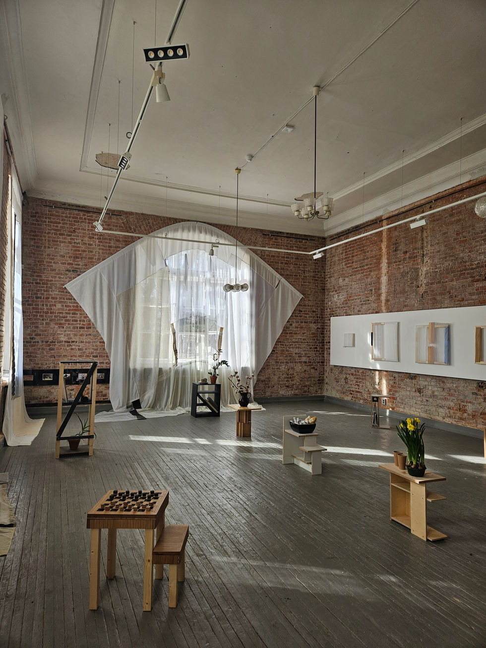 Exhibition of bedside tables that students made during the workshop in Narva