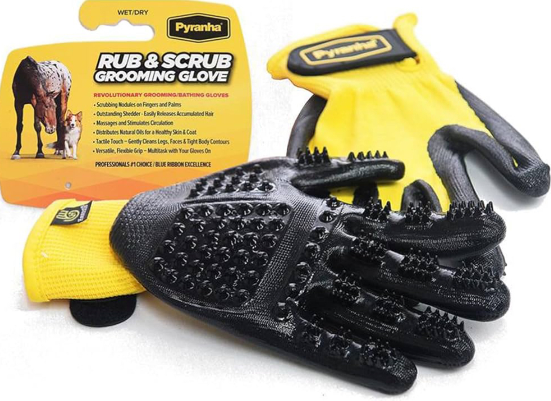 Rub and Scrub Grooming Glove Size M - Pyranha