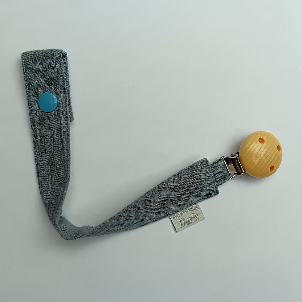 Miniaturbild: Schnullerband,Schnullerkette aus Musselin mit gestickten Namen
