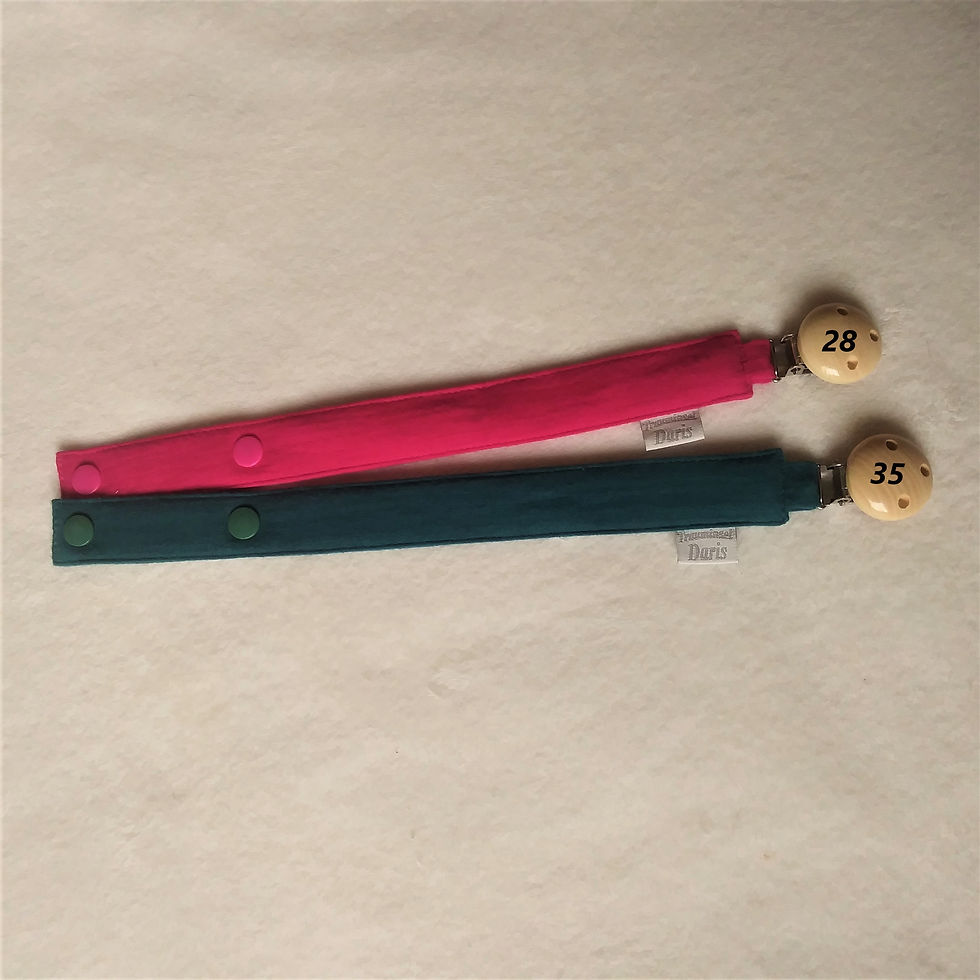 Miniaturbild: Schnullerband aus Musselin uni mit gestickten Namen