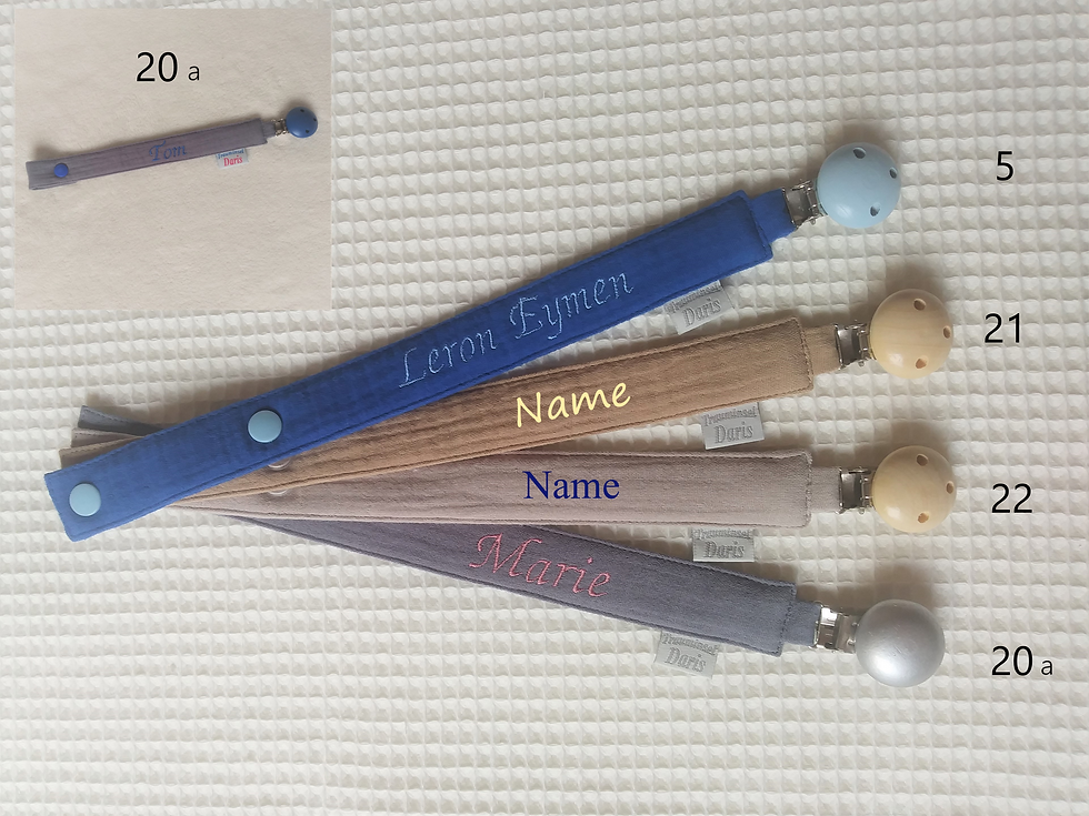 Miniaturbild: Schnullerband aus Musselin uni mit gestickten Namen