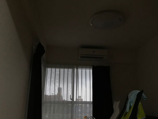 外はずっと雨。