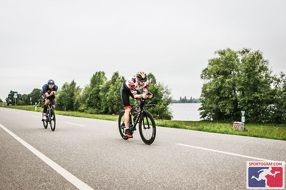 triathlon cycling