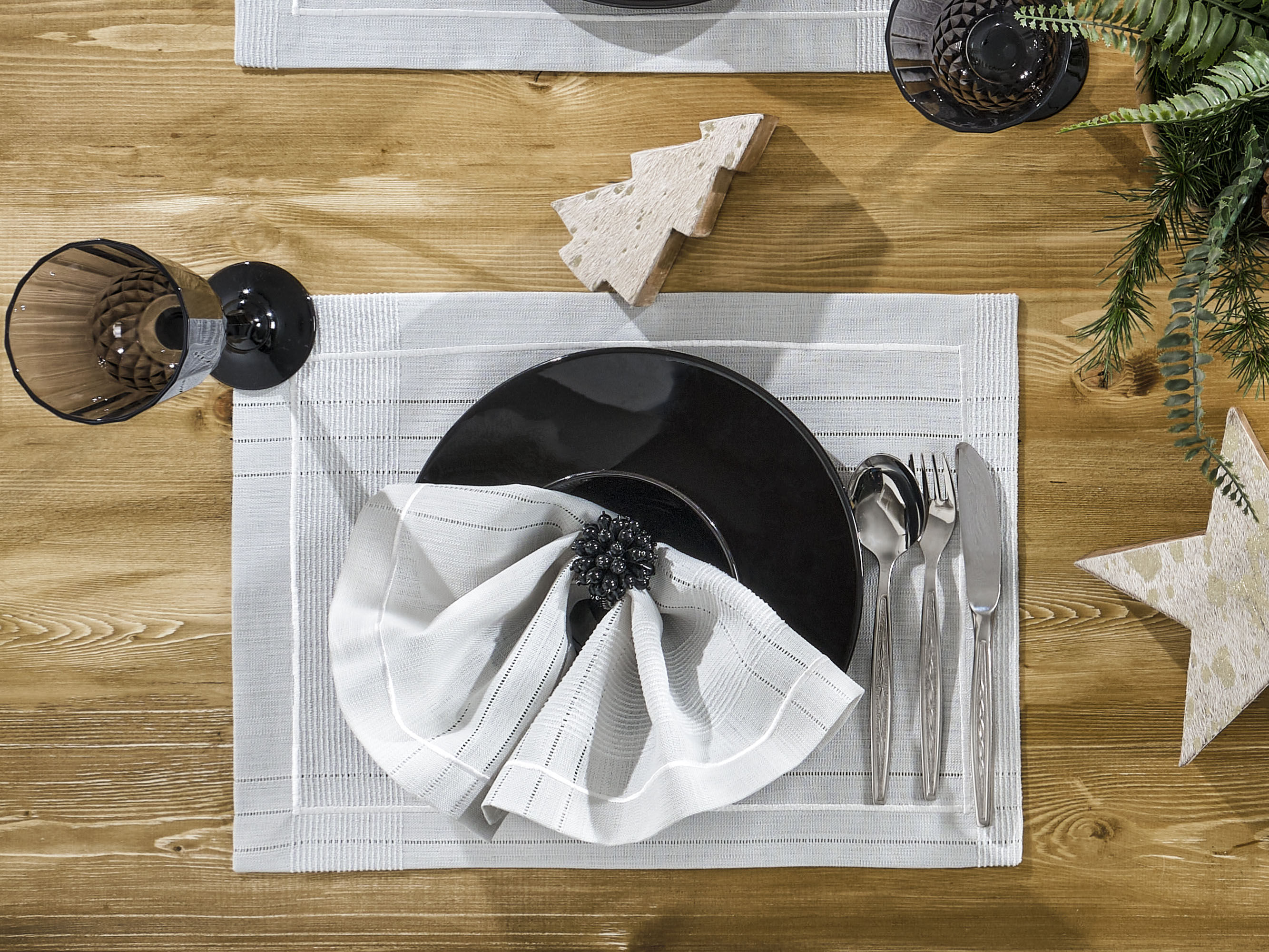 Mint Cream Keten Servis Altlığı