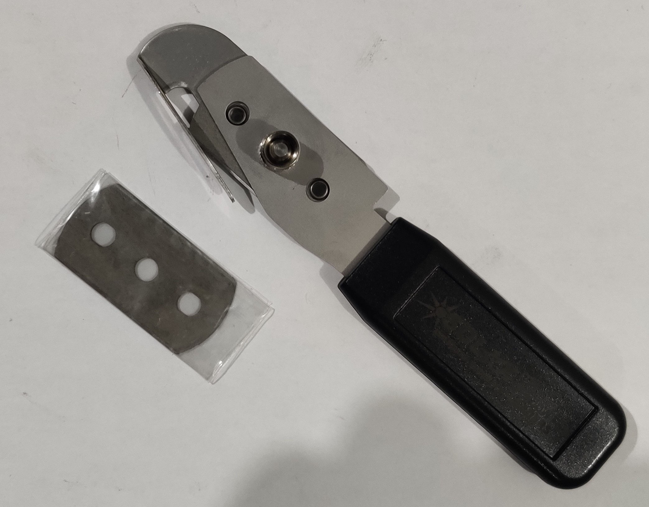 Vinyl Body Guard Knife