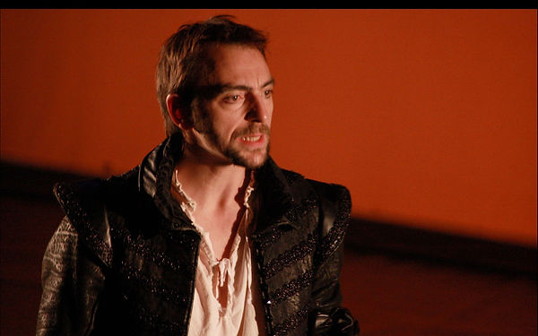 Théâtre Lorenzaccio_edited.jpg