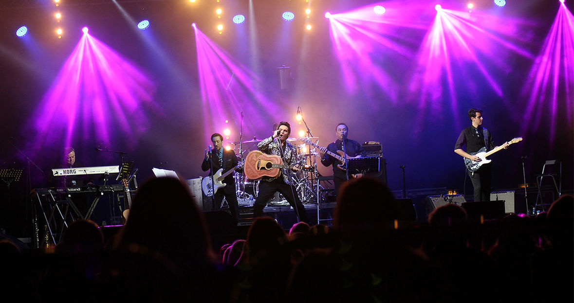 Ben Thompson Live Image