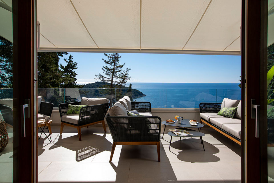 Explore the beauty of Villa T Dubrovnik through our gallery—luxury interiors, private pools, sea views, and more in stunning Dubrovnik, Croatia.
