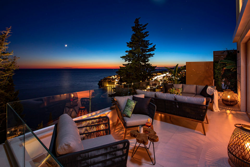 Explore the beauty of Villa T Dubrovnik through our gallery—luxury interiors, private pools, sea views, and more in stunning Dubrovnik, Croatia.