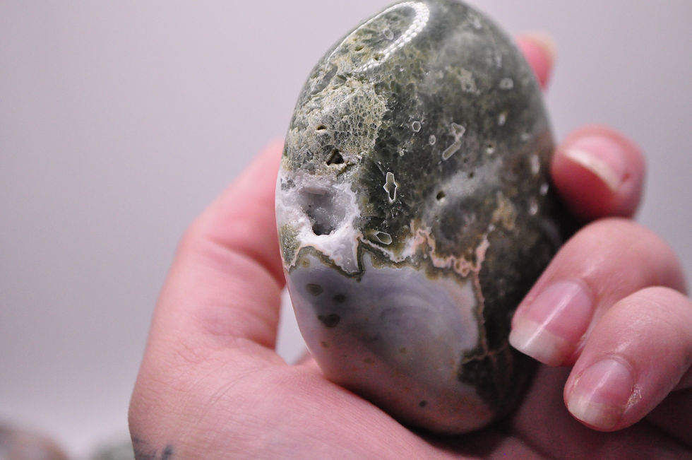 Thumbnail: Ocean Jasper Palm Stones
