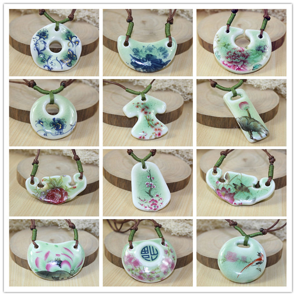 Thumbnail: ყელსაბამი