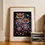 Miniaturbild: Eulen-Poster: Drei Eulen mit floralen Mustern auf Ast