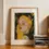 Miniaturbild: Porträt-Poster: Profilbild einer Frau mit Herbstblättern.