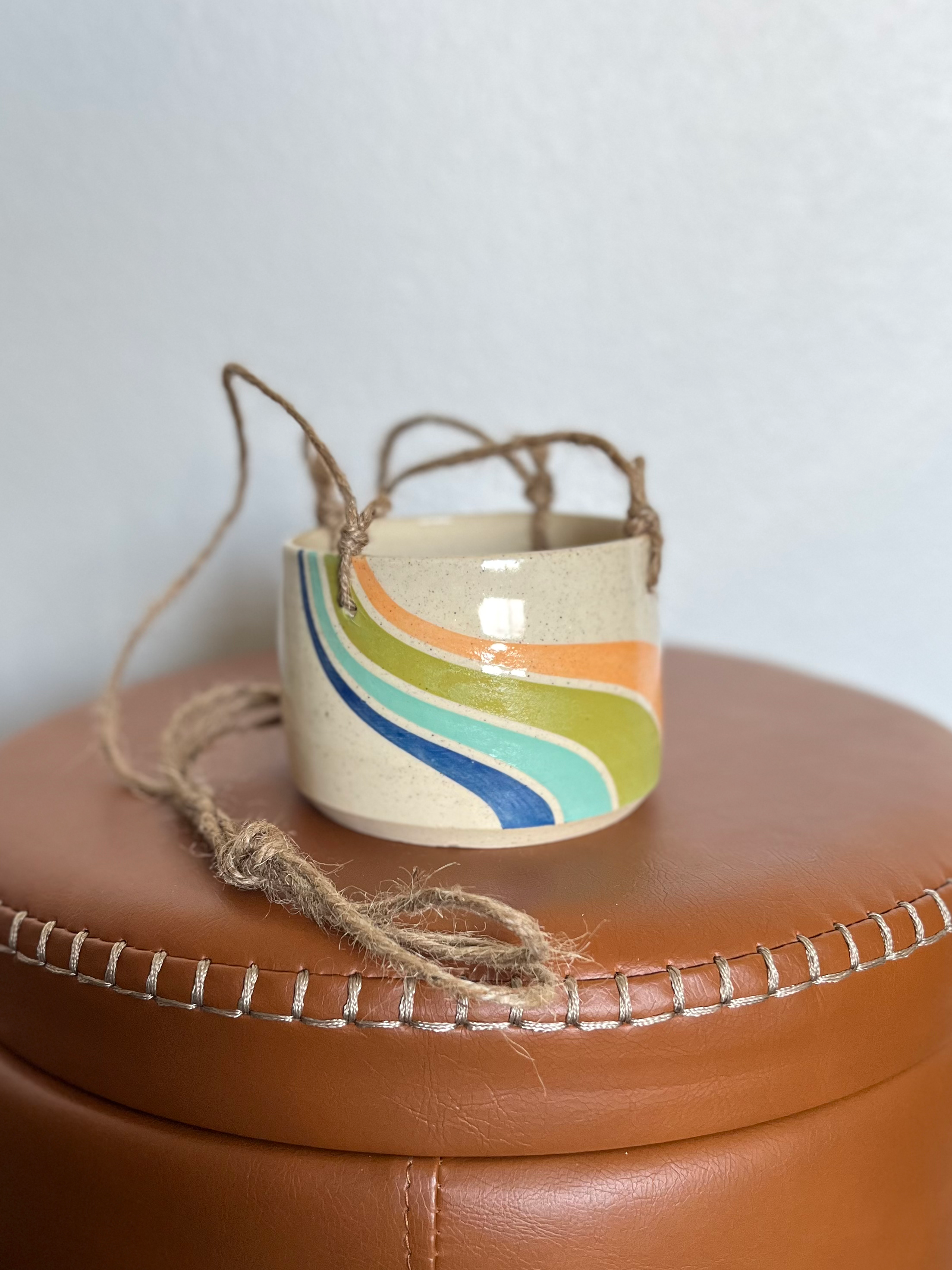 Groovie Hanging Planter