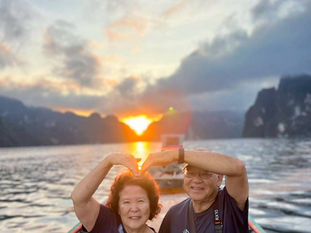 A Gracefully Curated Overnight Stay Framed by Still Waters and Open Skies