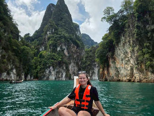 A Peaceful Getaway to Share on the Lake
