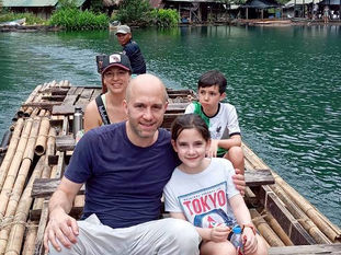 A Refreshing Stay Amidst Calm Waters and Mountain Views