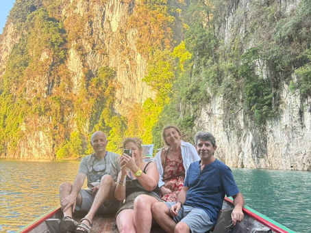 A Serene Luxury Stay on the Open Lake