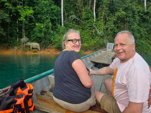 A Tranquil Riverside Stay Surrounded by Nature’s Embrace