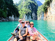 Staying Close to the Lake at Praiwan (3752)