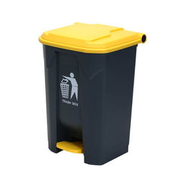 ถังขยะพลาสติกทรงสี่เหลี่ยม แบบเหยียบเปิดฝา สีดำเหลือง