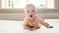 überrascht Baby