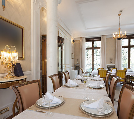 Formal and business dining