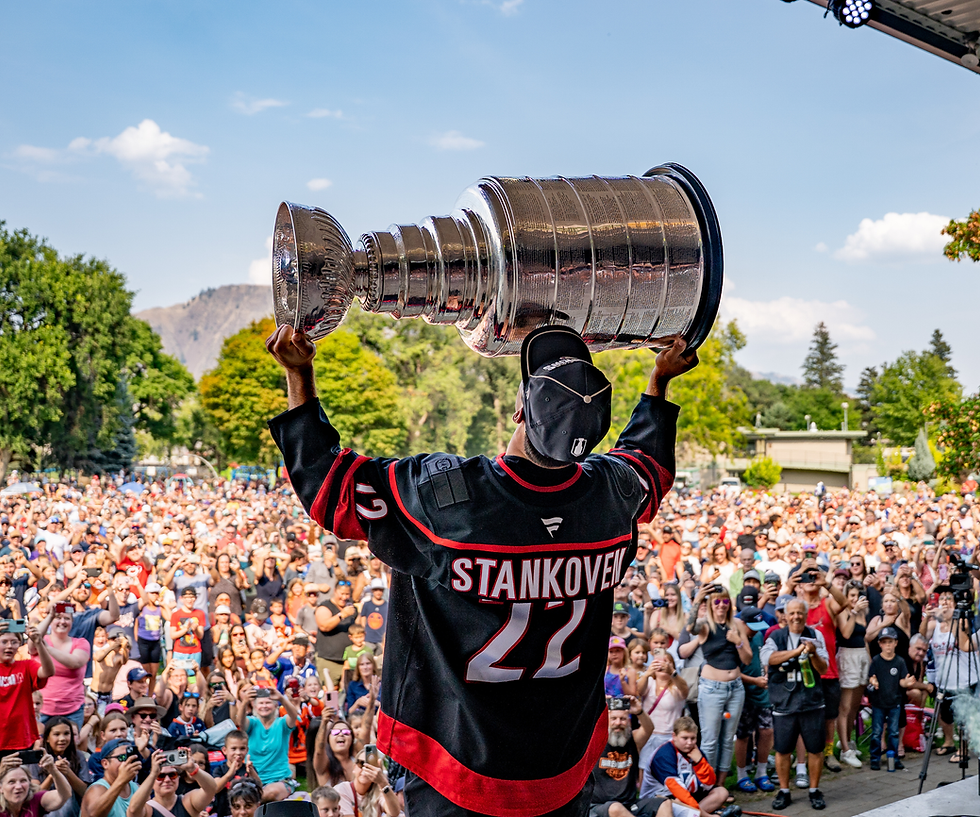 Logan Stankoven brings the Stanley Cup to Kamloops