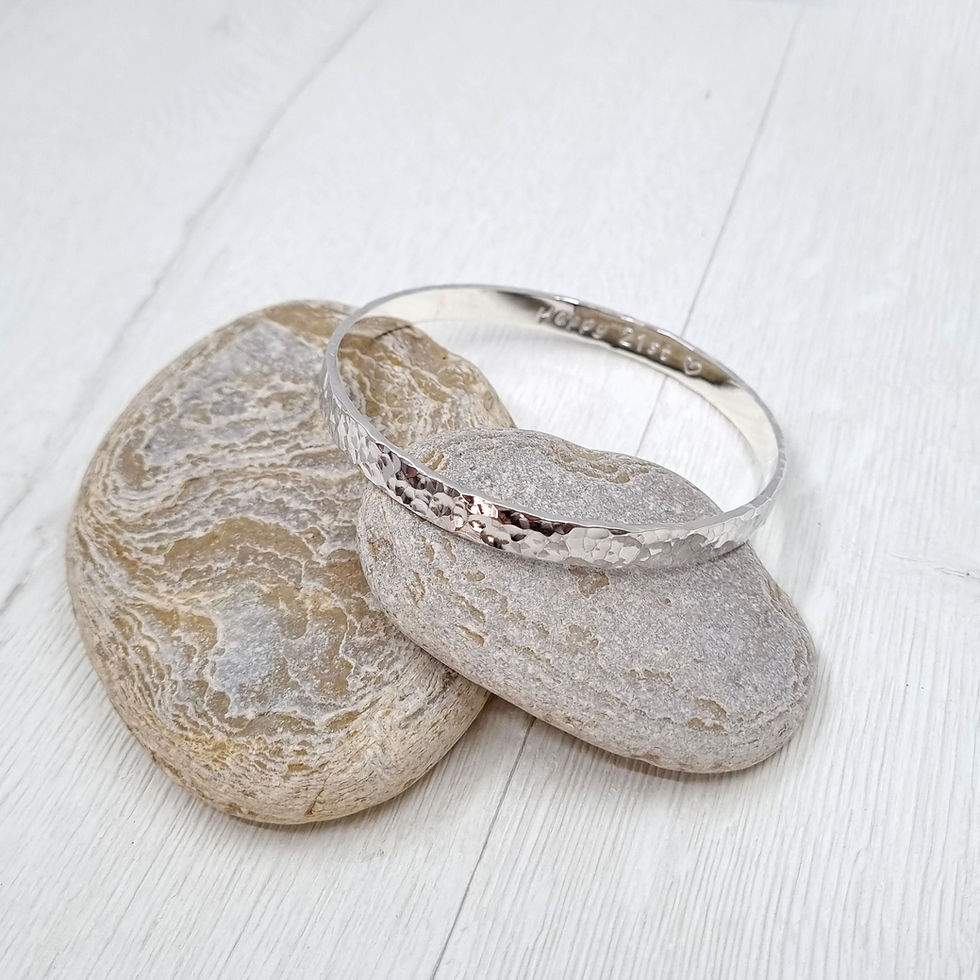 Thumbnail: Hammer Textured 6mm Wide Bangle