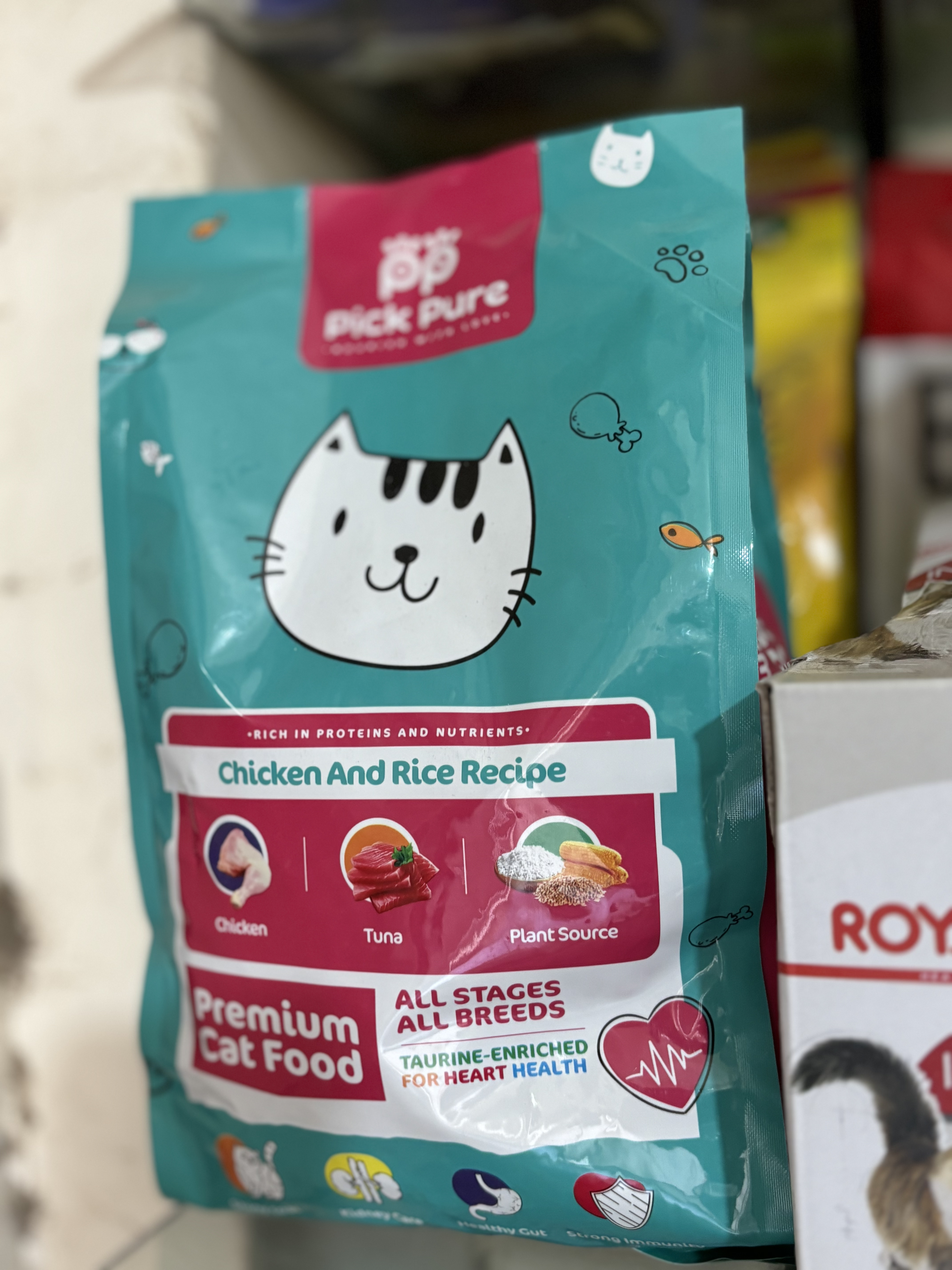 Pickpure cat food