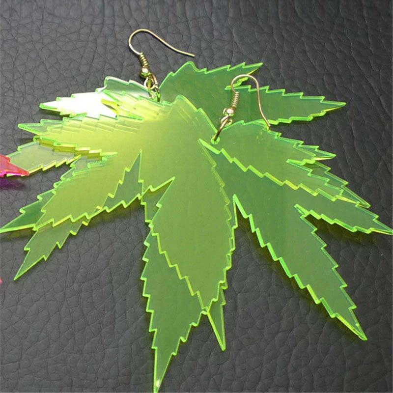 Brinco Maconha folha, folha de maconha, cannabis, carnaval, fantasia, brincos erva, acessórios feminino, brinco estiloso