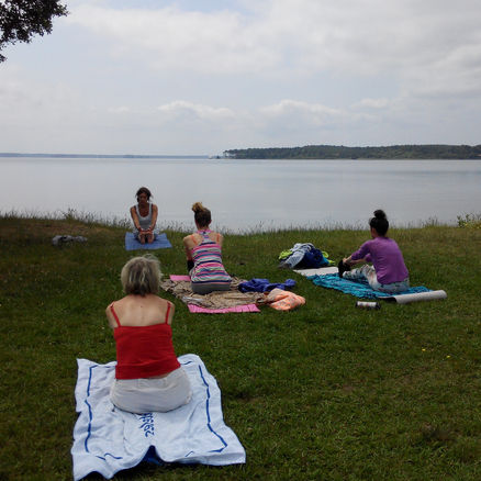 Venez découvrir les bienfaits du Yoga  le 21 juin prochain...........