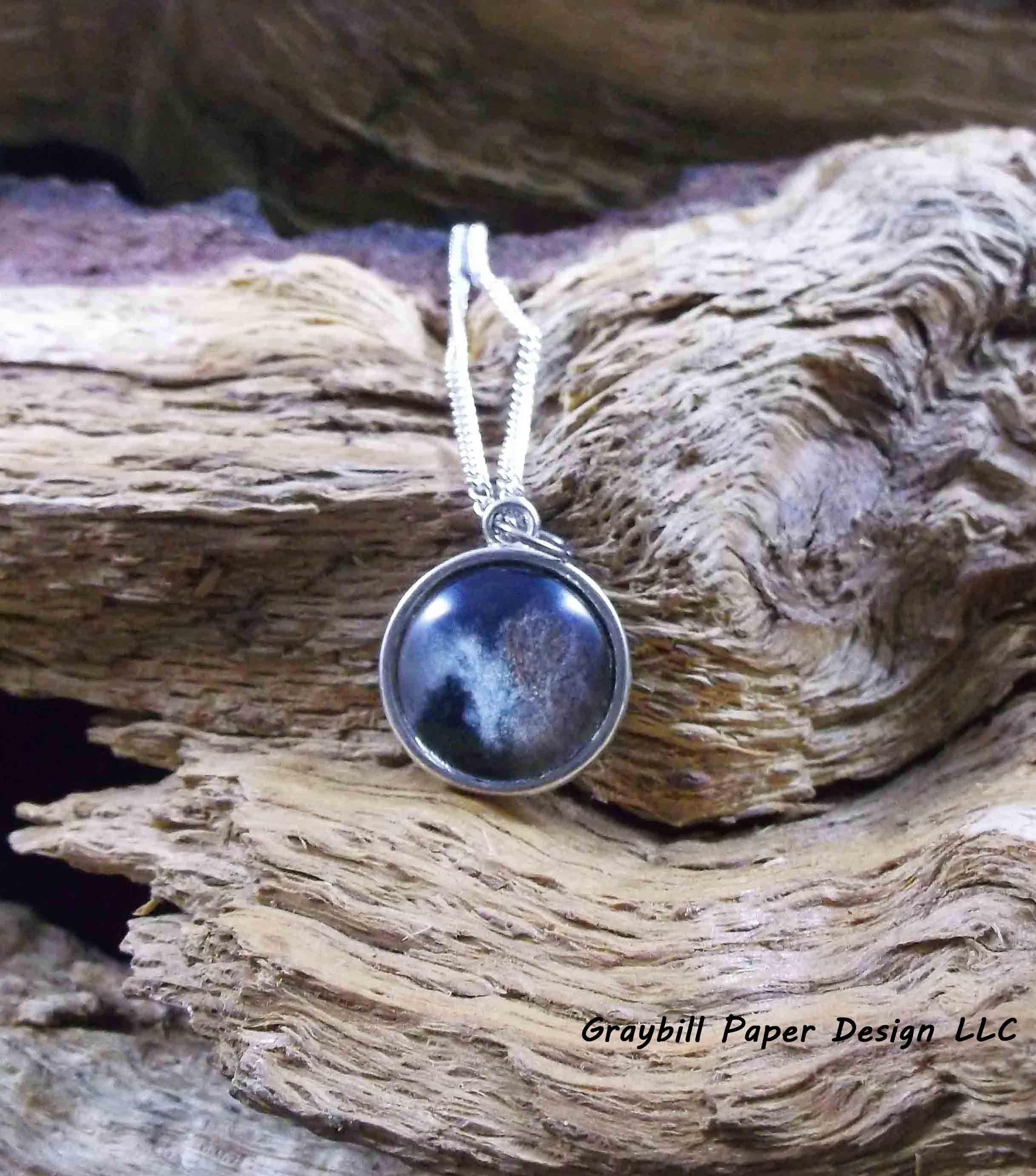 Small Circle Pendant