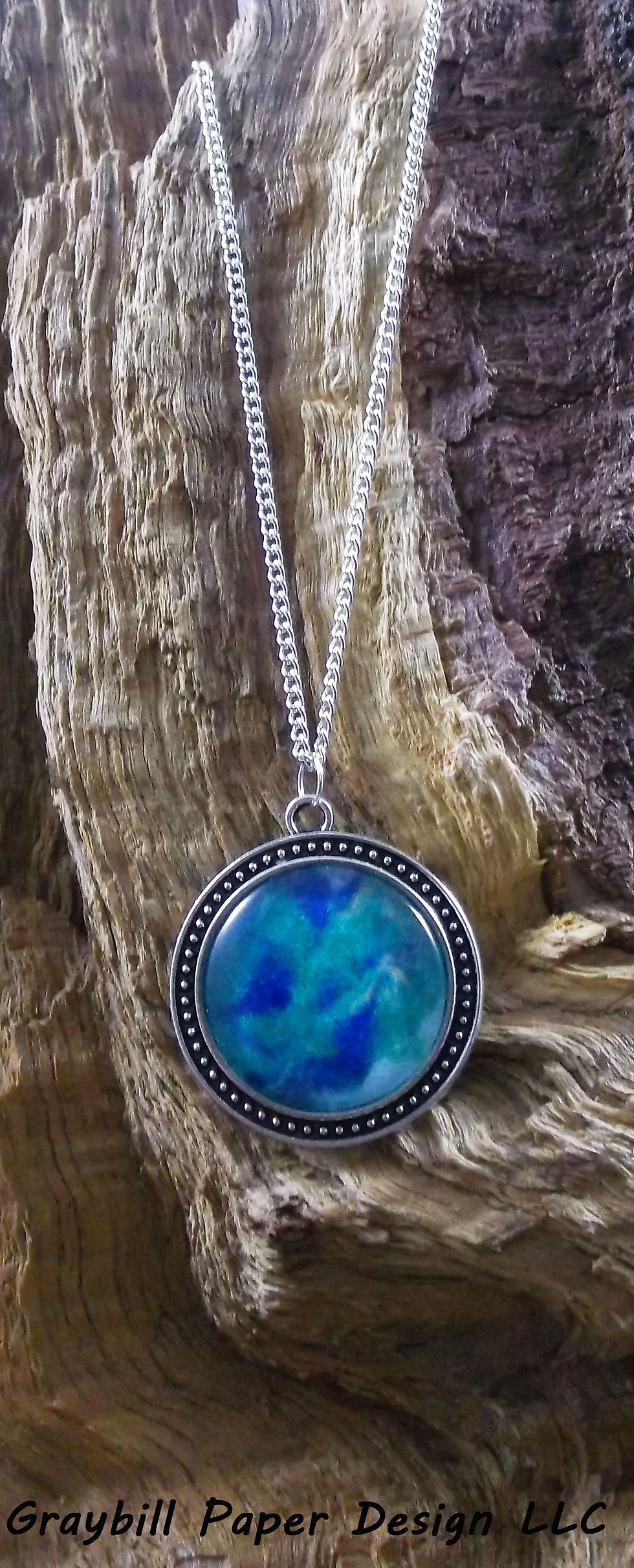 Thumbnail: Large Medallion