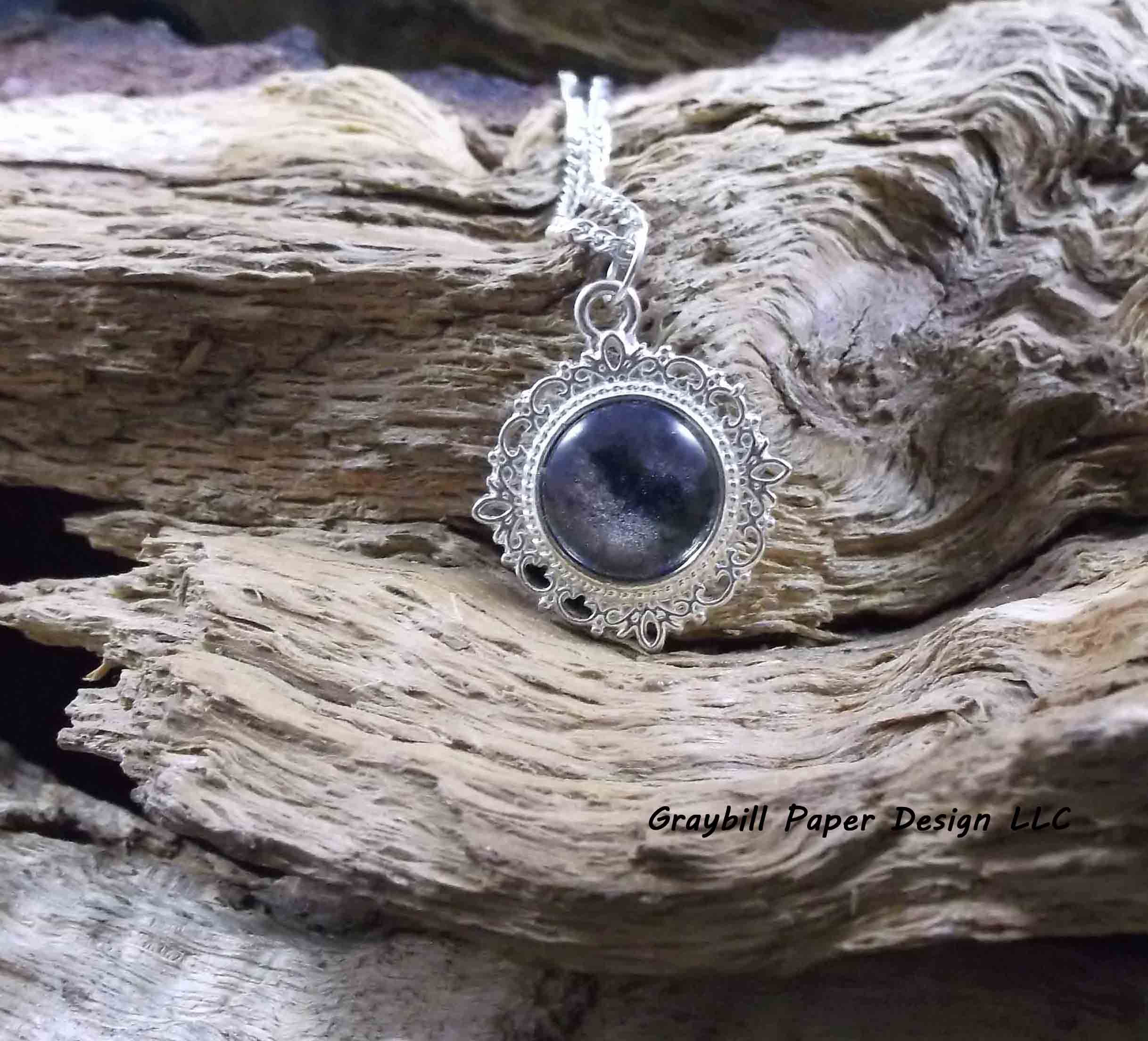 Small Antique Circle Pendant