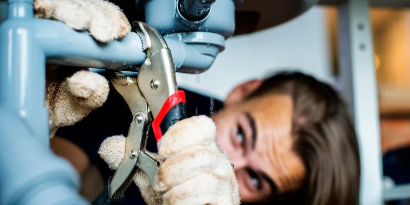 10 Common Plumbing Problems Every Homeowner Faces (and Fixes)