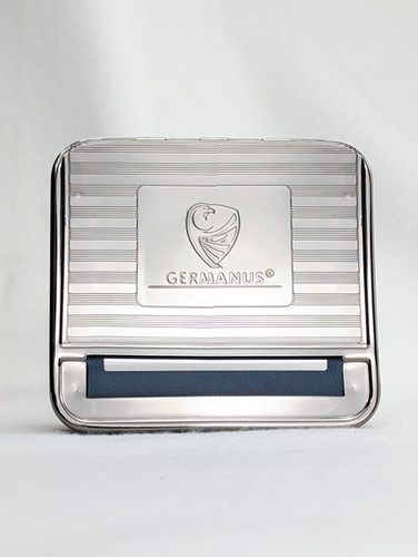 Germanus adjustable cigarette rollbox, for regular and slim cigarettes