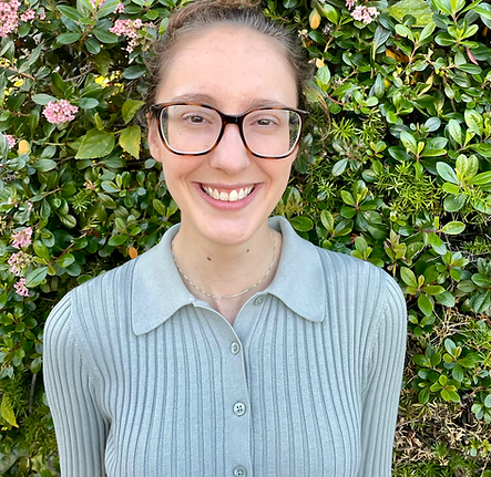 headshot2023 (1).png