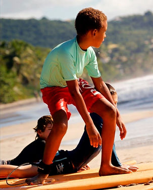 leçon surf enfant planche