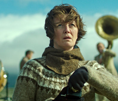 woman at war 1_edited.jpg
