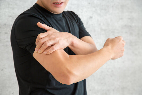 腕の痛み・しびれはどこから?