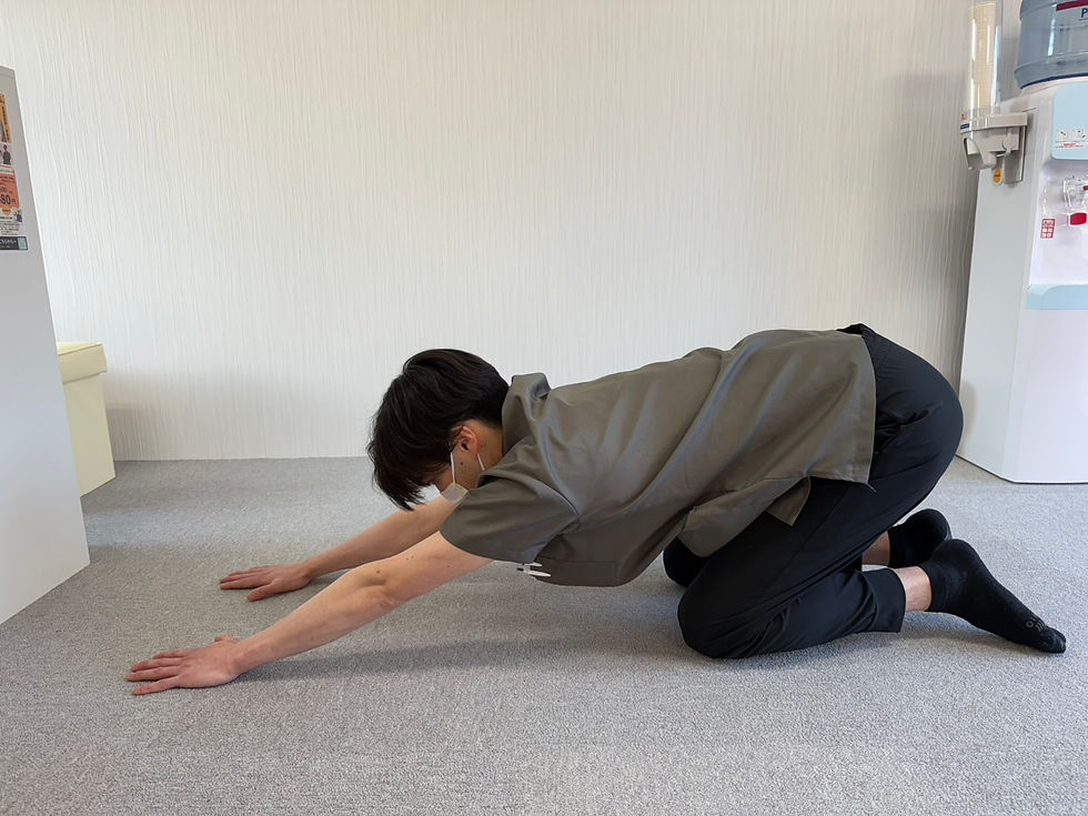うちごう整体院の肩甲骨ストレッチ