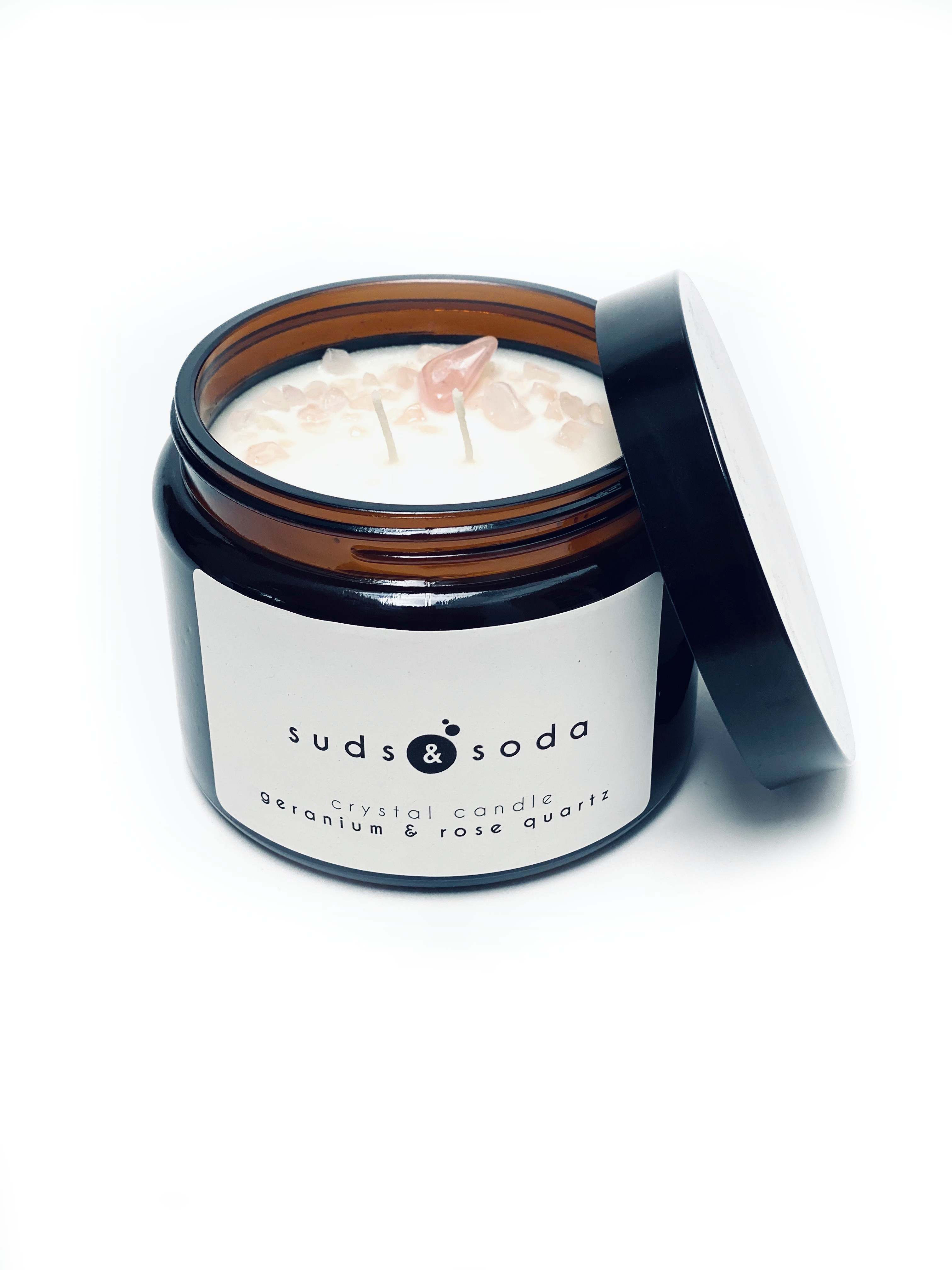 crystal candle - geranium & rosequartz