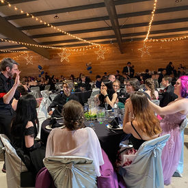 Prom grad company event magician comedian performer