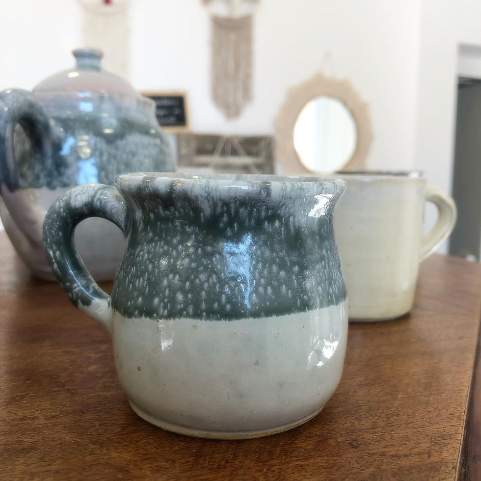 Les Mains et l'Argile