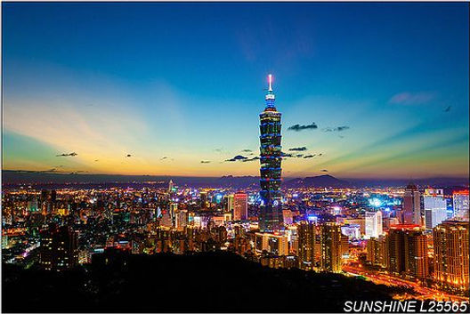 L25565,台北101,101大樓,台北市東區夜景,夕陽,夜景,台北101金融大樓,高樓大廈,台北市,台北,黃昏#.jpeg