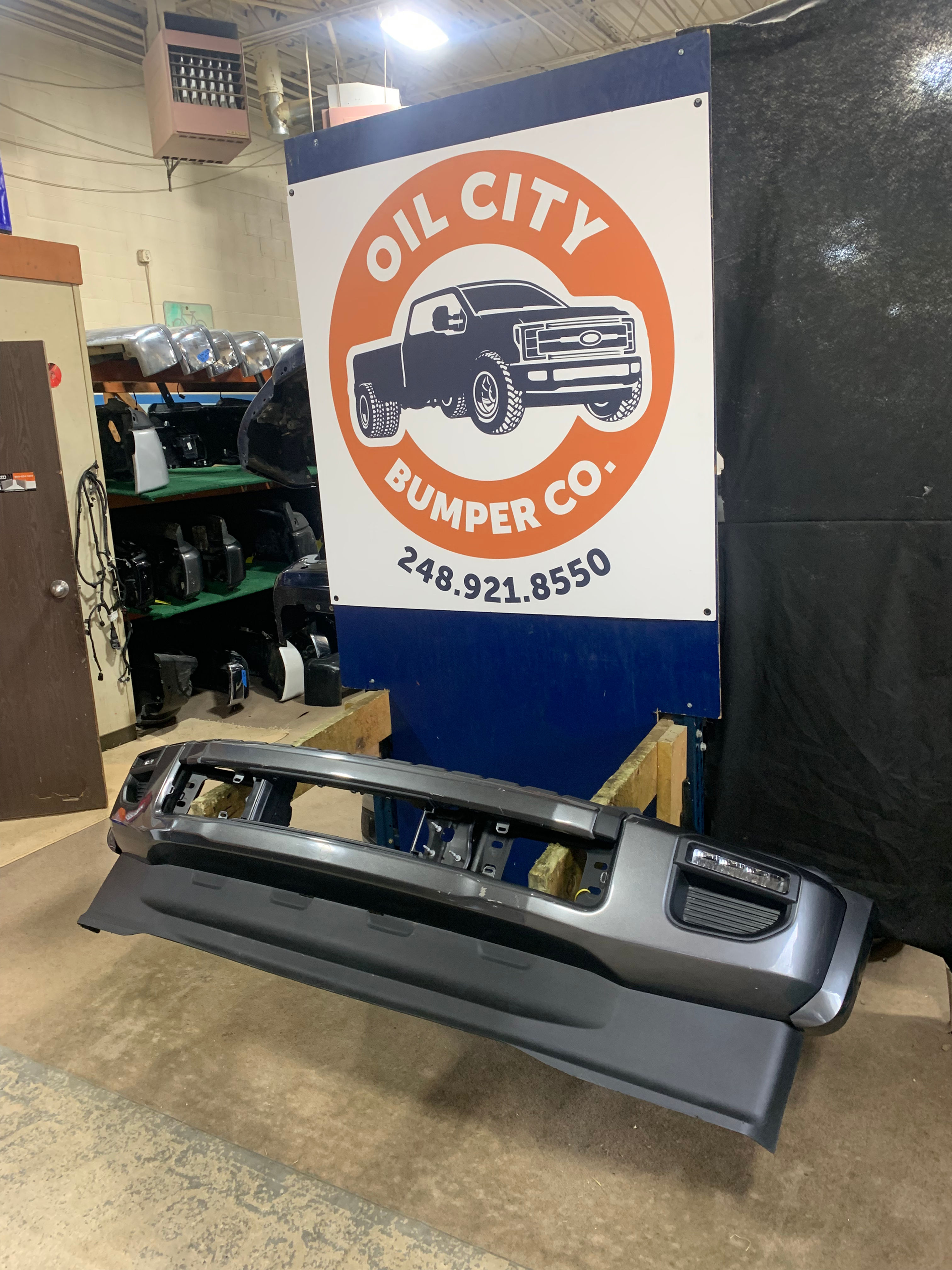 2020 2021 2022 Ford F450 F550 painted front bumper with LED fog