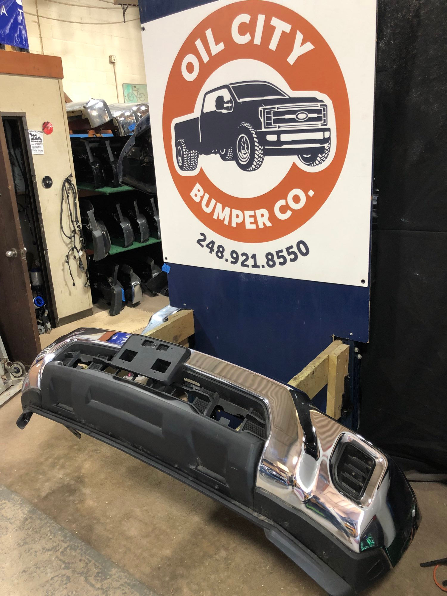 2024-2026 Chevy Silverado HD front bumper assembly no sensor chrome