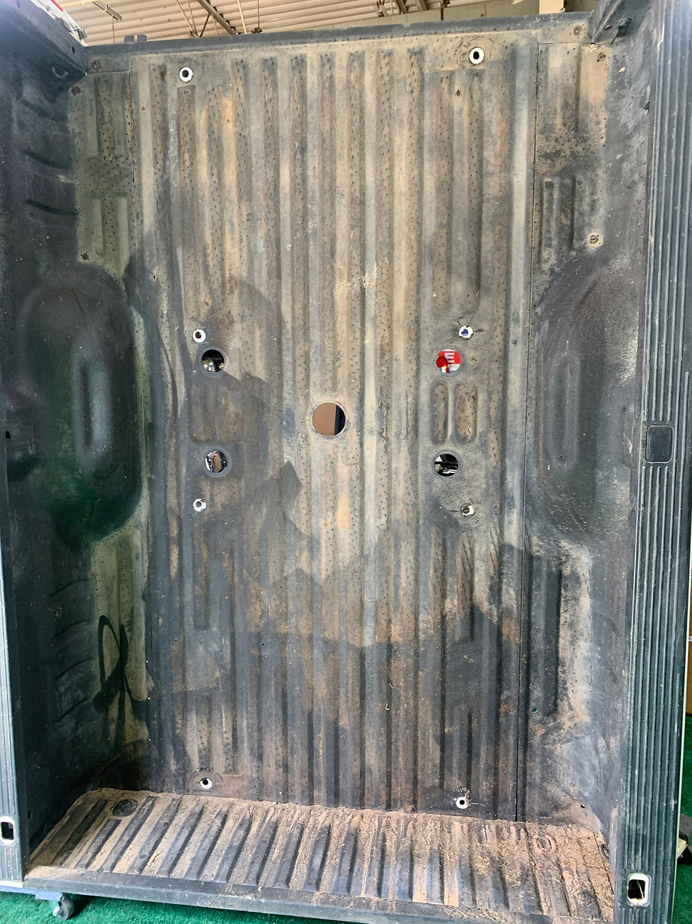 Thumbnail: 2011-16 Ford F350 F450  dually bed box with damage