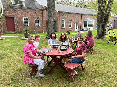 Sacred Heart on the Lake Retreat Group Photo 3.jpg